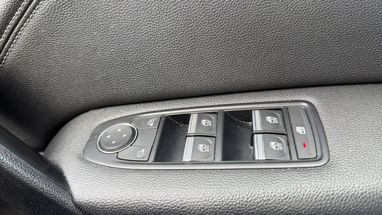 Renault Captur 1.6 E-Tech full hybrid 145 Techno 5dr Auto Hybrid Hatchback